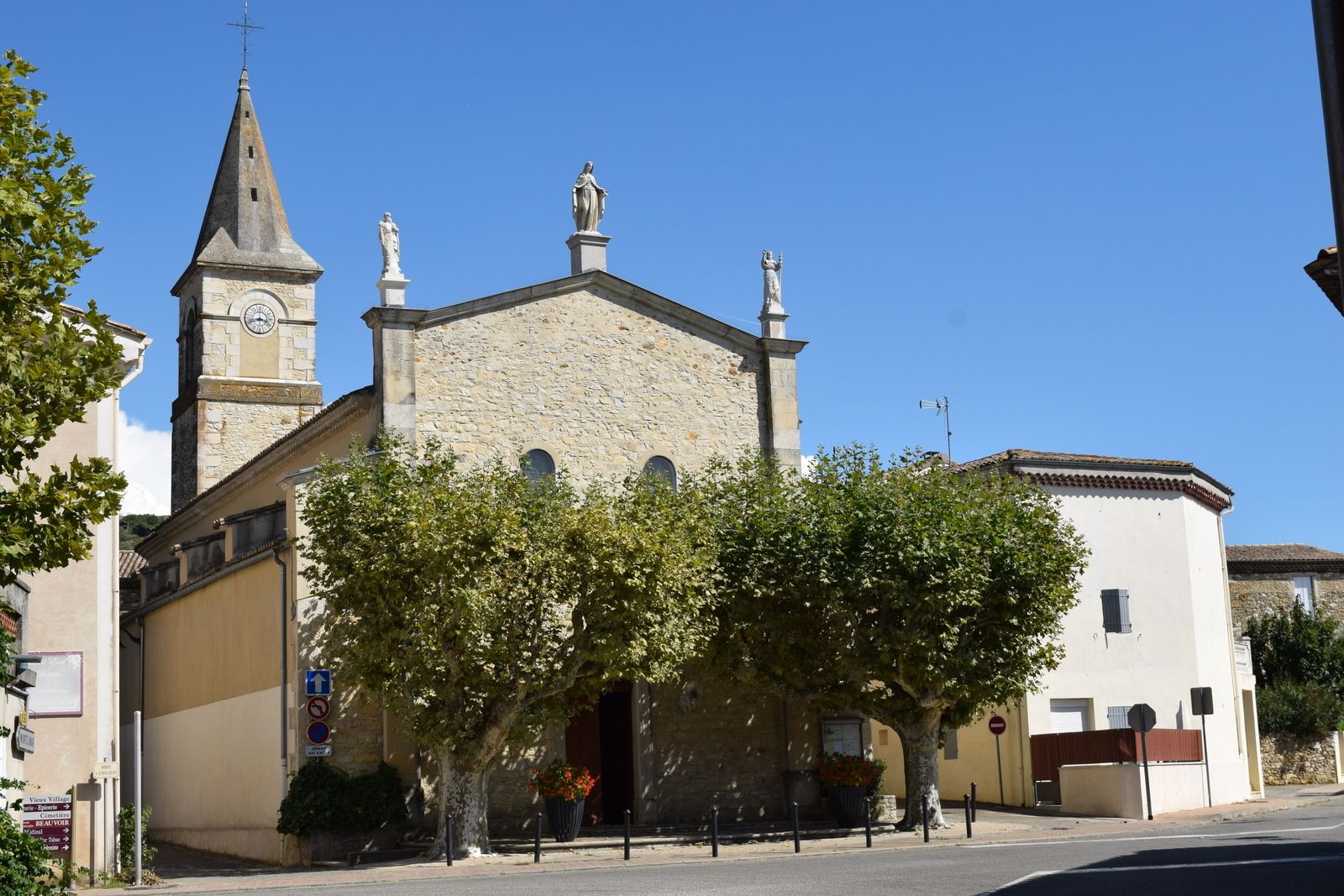 Église d'Allan, lieu de la cérémonie religieuse